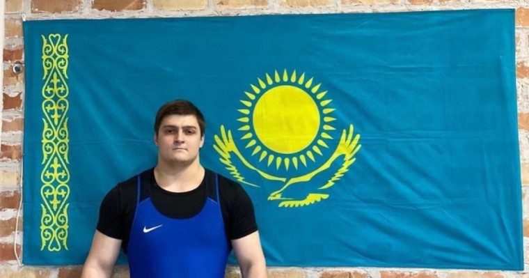 Илья Ильиннің рекордын жаңартты: Ауыр атлетші Артем Антропов алтын алды