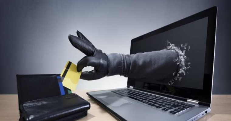 Алаяқтықпен айналысқан мектеп оқушысы