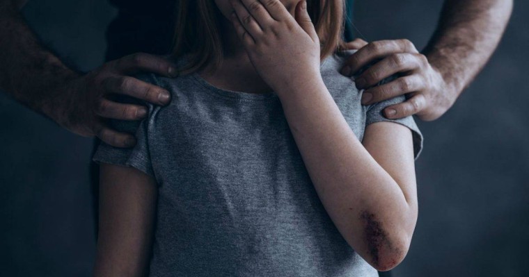 Қазақстанда 32 педофил бостандыққа шығады: Балаларды қалай қорғай аламыз