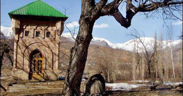 Шейх Омар Уәли кесенесі  –  ғибадат орны