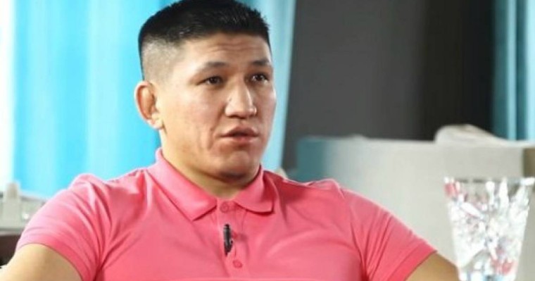 "Кейде өмір сүргің келмей қалатын кездер болады": Қуат Хамитов ең ауыр тиген жекпе-жектері жайлы - Қазақстан жаңалықтары