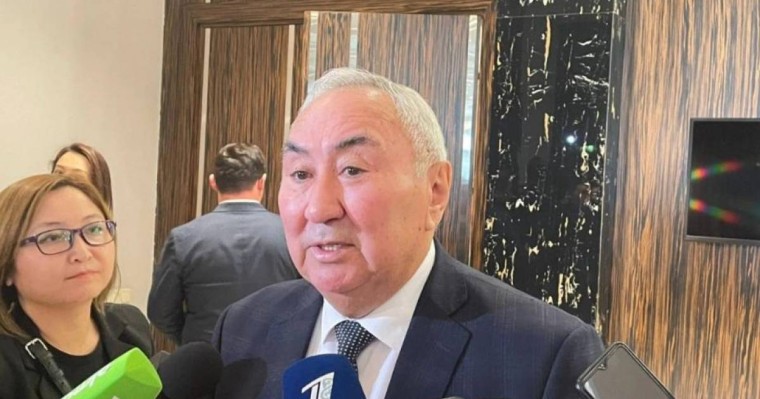 Жигули Дайрабаевтың екі ұлына сот алаяқтық жасағаны үшін жаза тағайындады