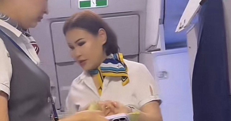 Желідегі резонанс: Air Astana қызметкерлері рейске бойжеткенді кіргізбей шу шықты