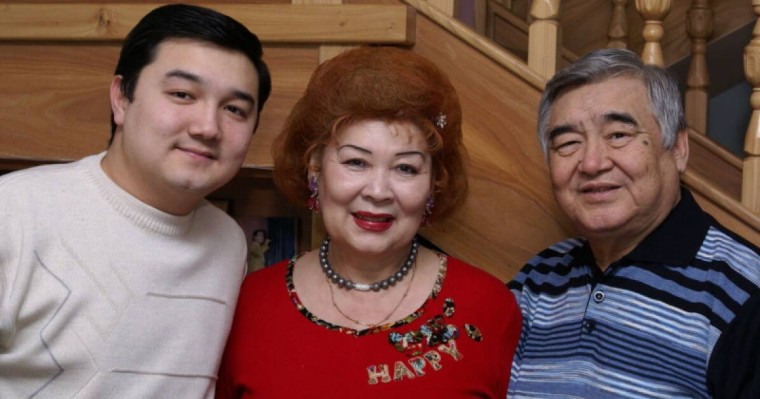 Ескендір Хасанғалиев пен жұбайы жансақтау бөлімінде жатыр