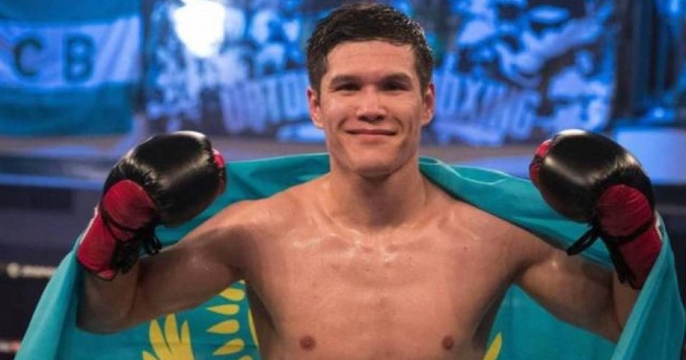Данияр Елеусінов қарсыласын нокаутқа жіберіп, чемпион атанды