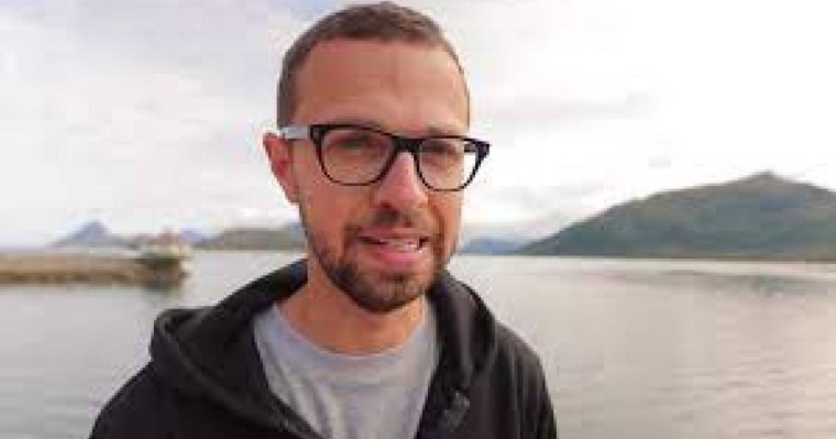 Украиналық тележүргізуші ресейліктерге үндеу жасады: «Сіздің үйіңізді біреу тартып алды ма?» (видео)