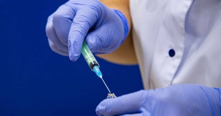 Вакцинадан бас тартқаны үшін айыппұл салынады. Денсаумин түсініктеме берді