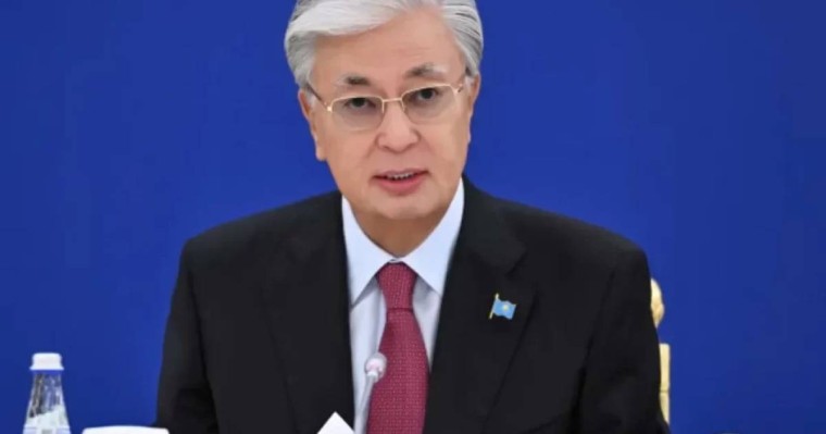 "Ақыл айтатындар көбейіп кетті": Тоқаев әлеуметтік желіде министрлер мен әкімдерді сынайтындарға шүйлікті