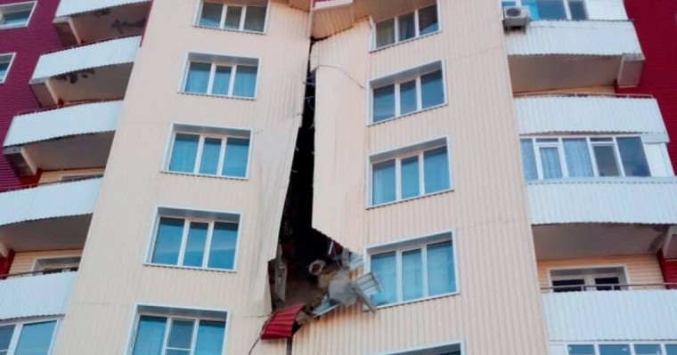 ШҚО-да мемлекеттік бағдарламамен берілген үйдің қабырғасы опырылды (ВИДЕО)