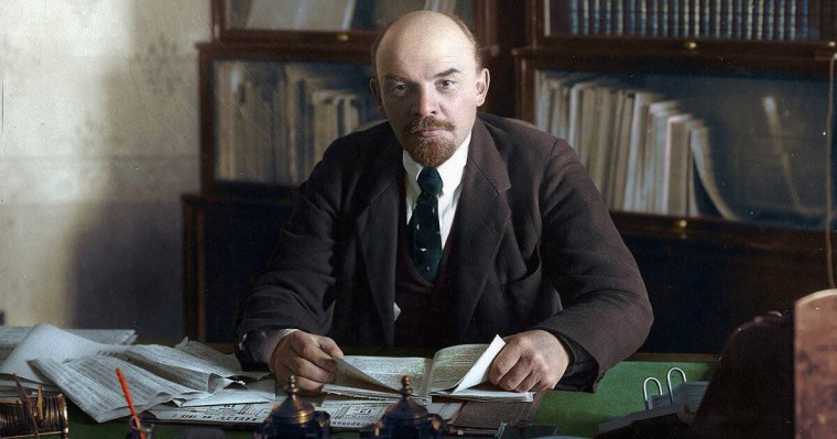 Қазақ депутаты: Ленин мен Кеңес өкіметінің арқасында біз өз жерімізді алдық