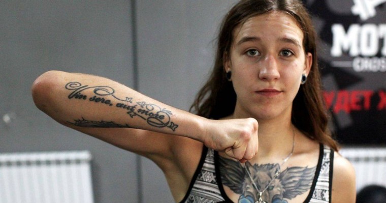 UFC-дегі қазақстандық спортшы қыз АҚШ-та қаңғыбас атанып, көгершіндерді жеу туралы жоспарымен бөлісті - Қазақстан жаңалықтары