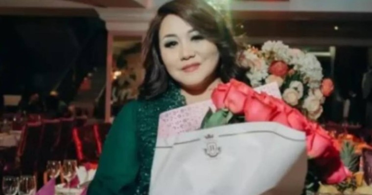 "Екінші ғұмыры басталды": Ақбота Керімбекова әйгілі әнін Ерке Есмаханға тарту етті