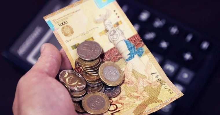 Қазақстандықтар неге қайтадан қолма-қол ақшаға бет бұрды?