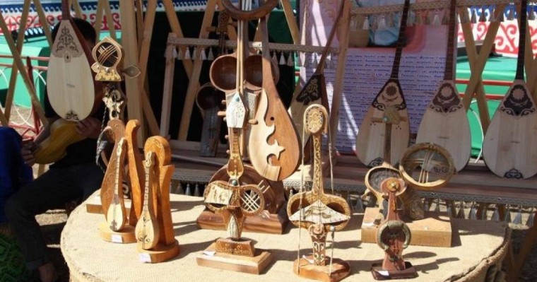 第二届«杰兹克伊克»国际艺术节在乌勒套开幕