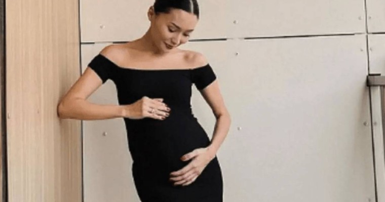 Айсәуле Бақытбек жақында тағы да сәбилі болатынын хабарлады (фото, видео)