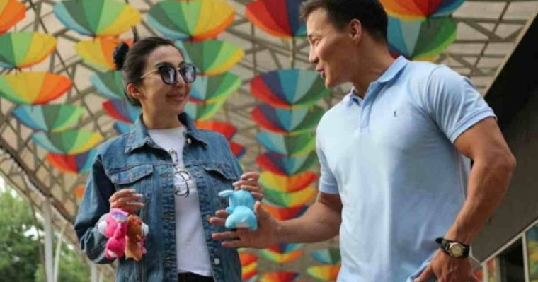 Сиви Махмұди: Әлдебір нәрсеге ренжіп қалғаным үшін күйеуім қымбат көлік сыйлады - Қазақстан жаңалықтары