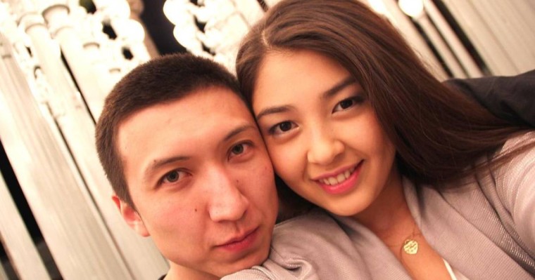 "Имамнан мешітке тұрақты көмектескенін білдім": Әлия Әнуарбектің марқұм күйеуі туралы жазбасы жұртты жылатты