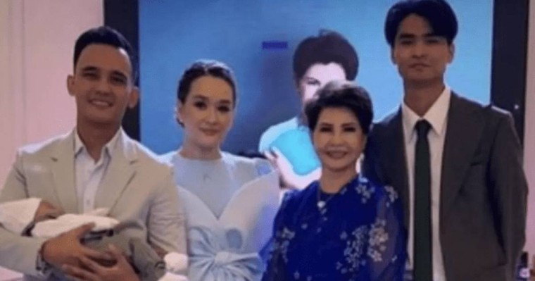 Роза Рымбаева немересі Зейіннің бесік тойын дүркіретіп өткізді (видео)