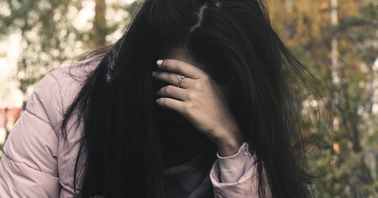 Өзінен 19 жас кіші жігітпен көңіл қосқан елорда тұрғыны ыңғайсыз жағдайда қалды