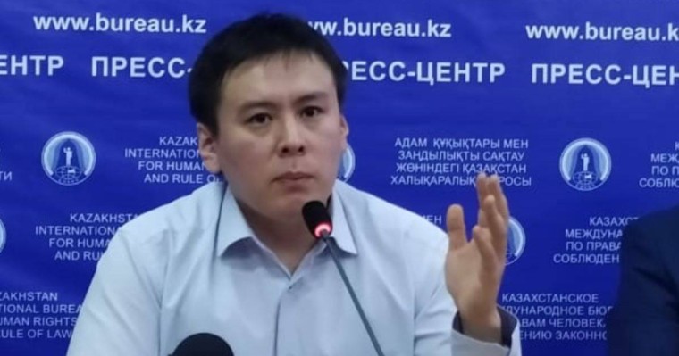 Демпартия құрғысы келетін бастамашыл топ съезге дайындық барысында қысым көргенін айтады