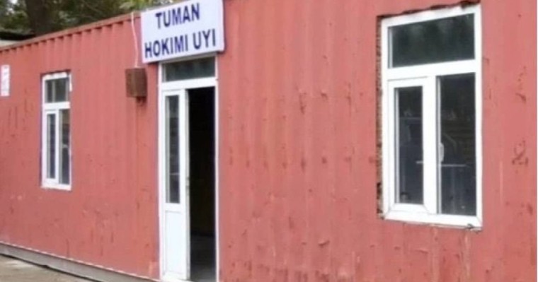 Президенттің сынынан кейін аудан әкімі контейнерге көшіп кеткен