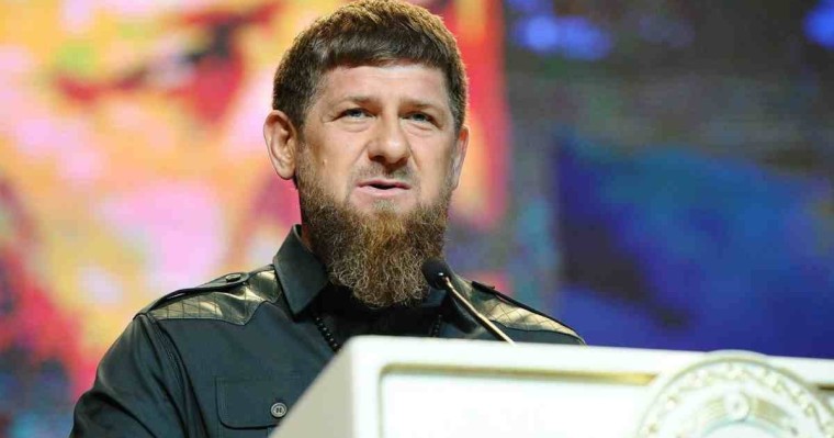 Қадыров Путиннен Украинадағы операцияны тоқтапауды сұрады