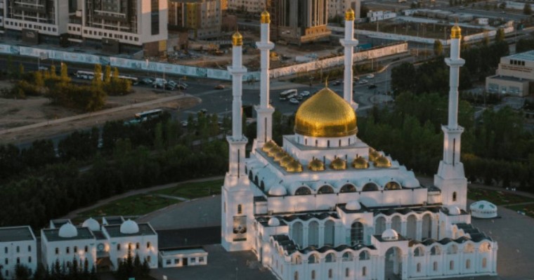 Мемлекет басшысы қазақстандықтарды Рамазан айының басталуымен құттықтады