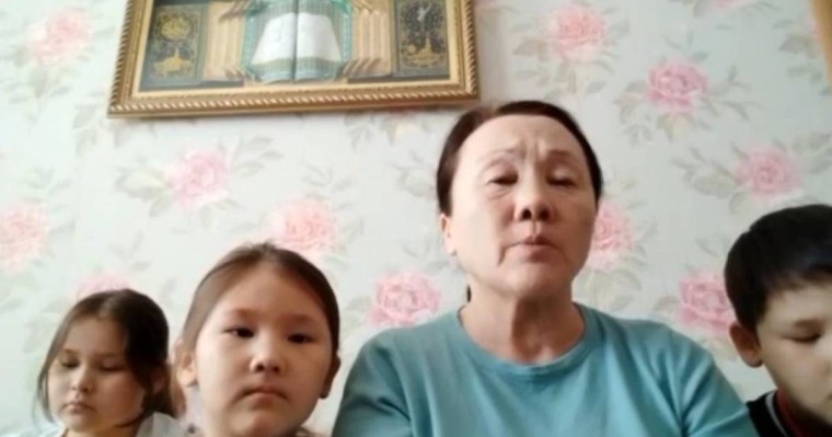 Сотталған журналист Махамбет Әбжанның отбасы Тоқаевқа бейнежазба жолдады (видео)