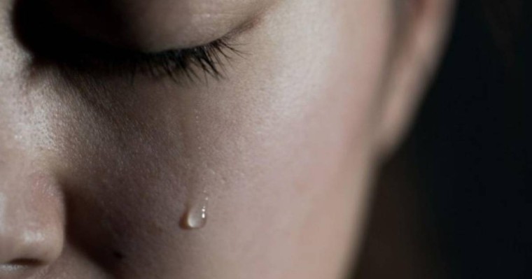 Жаңаөзенде 14 жасар қыз туған әкесінен жүкті болып қалған