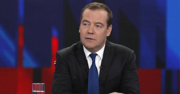 Ресей премьері Медведев үкіметтің отставкасын жариялады