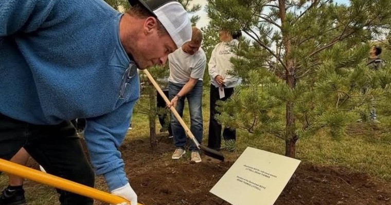 Әлемдік жұлдыз Қазақстанға келіп, жанкүйерлерімен қауышты