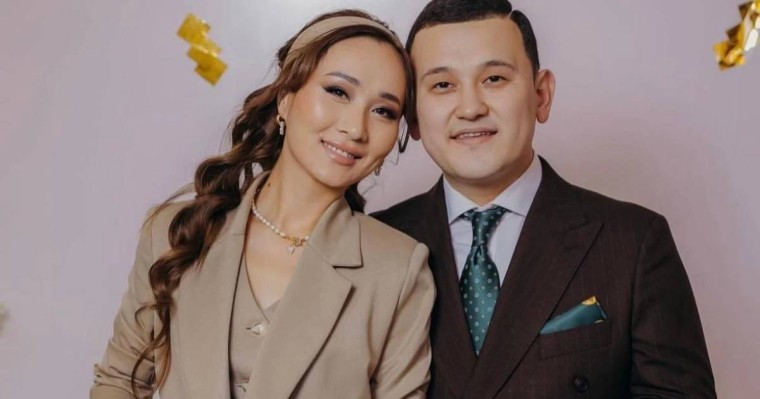 "Бала асырап алуға дайын емеспін": Елдос "Колобоктың" әйелі өзіне жиі қойылатын сұраққа жауап берді