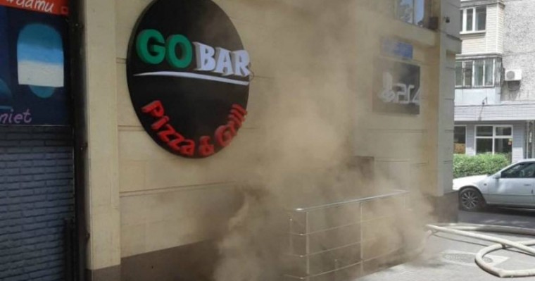 Алматының орталығында дәмхана өртеніп жатыр: өрт сөндірушілер адамдарды іздеуде - Қазақстан жаңалықтары