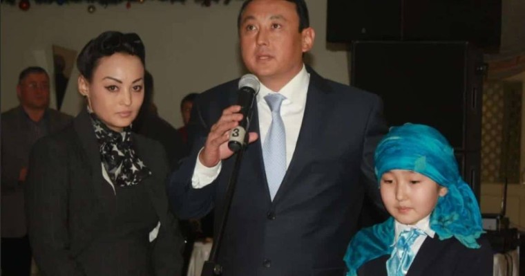 «Сені өлтіру оңай деп қорқытты»: Заманбек Нұрқаділовтің ұлы әкесінің өлімі туралы ақиқатты айтты (Видео)