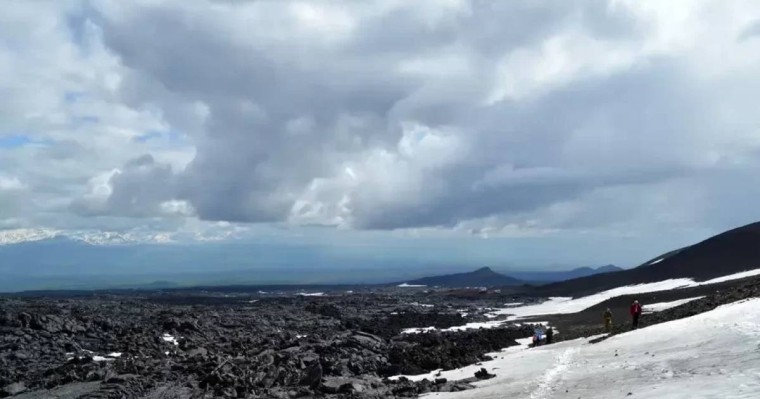 Камчаткада жойқын жер сілкінісі тіркеліп, цунами қаупі төнді