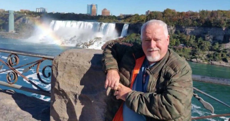 Құрбандарының денесін бөлшектеп, көршінің гүл ыдыстарына салған: Қылмыскер 8 адамды өлтіріп, жасырған