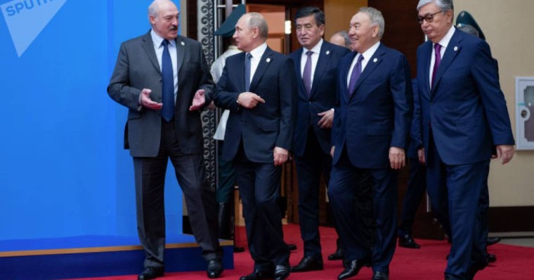 Қазақстан президенті ЕАЭО-дағы пікірталастар туралы айтты