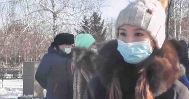 Ректор гранттарын тартып алған: Шәкәрім университетінің студенттері шу шығарды