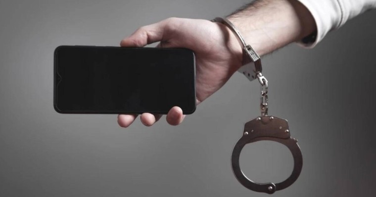 Ақша бопсалаған: Қызылордада танымал блогердің үстінен қылмыстық іс қозғалды