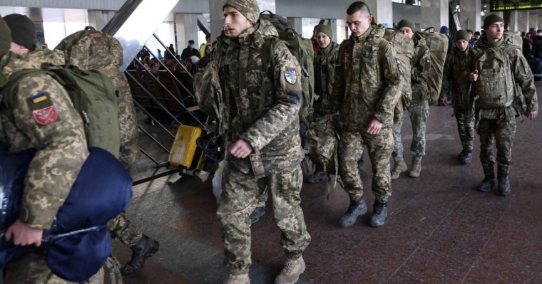 Асхат Қасенғали: "Украина әскерінің ерлігі тәнті етті"