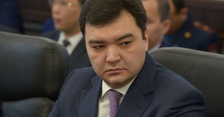 Кентау әкімі ірі көлемде пара алды деген күдікке ілінді