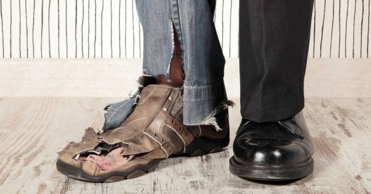 Казахстанцы беднеют: жителей с доходами ниже прожиточного минимума стало на 20% больше