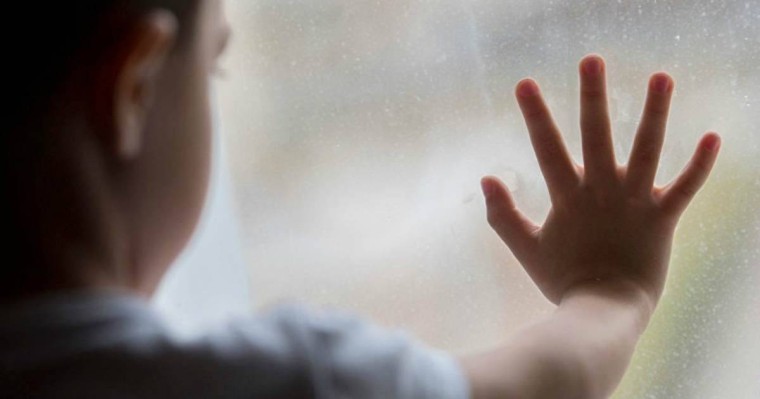 Алматыда екі жастағы бала терезден құлап кетті - Қазақстан жаңалықтары