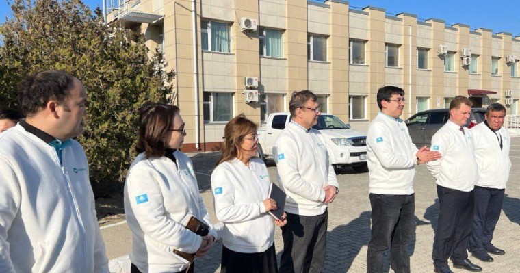 Кандидаттар «Ақтау теңіз сауда порты» ҰҚ» АҚ ұжымымен кездесті