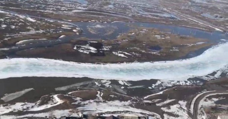 Оралдағы үйлер мен мектептерді су басып кетті