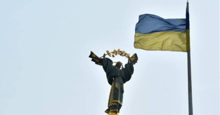 Украина президенті жаппай мобилизация туралы қаулы қабылдады