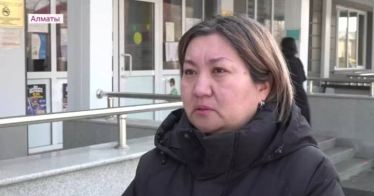 "Көз алдымда құлады": Алматыда оқ тиіп қайтыс болған 12 жасар ұлдың анасы сұхбат берді