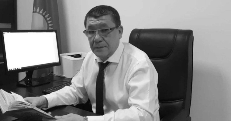 Оралда жұмыс орнында көз жұмған судья өлімінің себебі анықталды