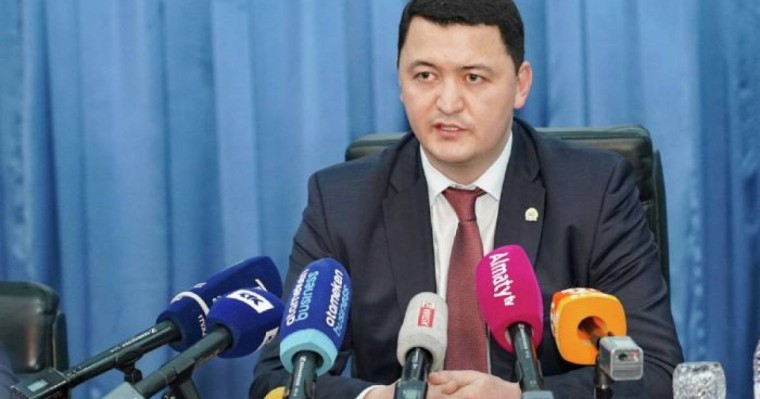 Коронавирустан жазылған бұрынғы вице-министр жаңа қызметіне кірісті