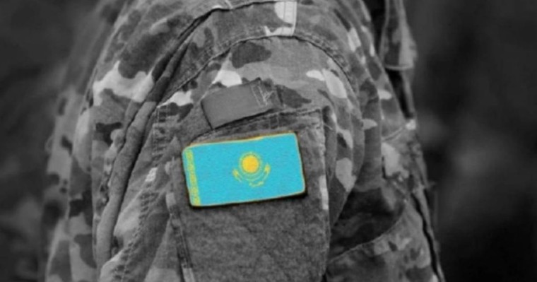 Ұлттық ұлан сарбаздары анонимді сауалнамада оларға құрты бар балық беретінін жазған